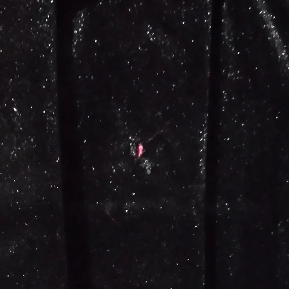 Black and red velvet robe - Picture 8 of 8